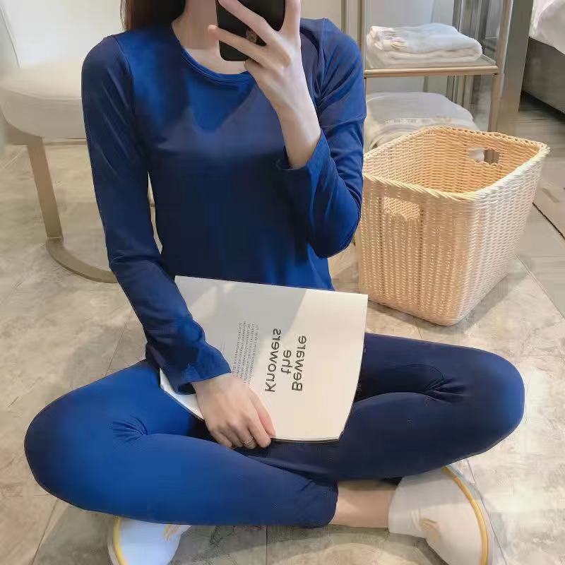 2021 New Suit in Flannel at Home Feminine Donna Beautiful Set of Winter Pajamas BBYW, White.
2021 New Suit in Flannel at Home Feminine Donna Beautiful Set of Winter Pajamas BBYW, White.