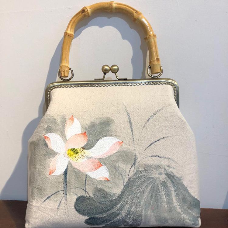 Hand-painted one-shoulder women's bag 2021 new canvas lotus collection, Dynamic lotus
Hand-painted one-shoulder women's bag 2021 new canvas lotus collection, Dynamic lotus