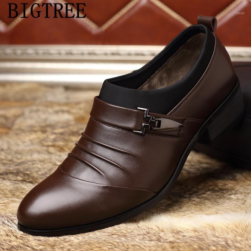 Mens Dress Boots Business Shoes Men Oxford Leather Men Official Shoes Coiffeur Sepatu Slip On Pria Erkek Ayakkabi1, Black
Mens Dress Boots Business Shoes Men Oxford Leather Men Official Shoes Coiffeur Sepatu Slip On Pria Erkek Ayakkabi1, Black
