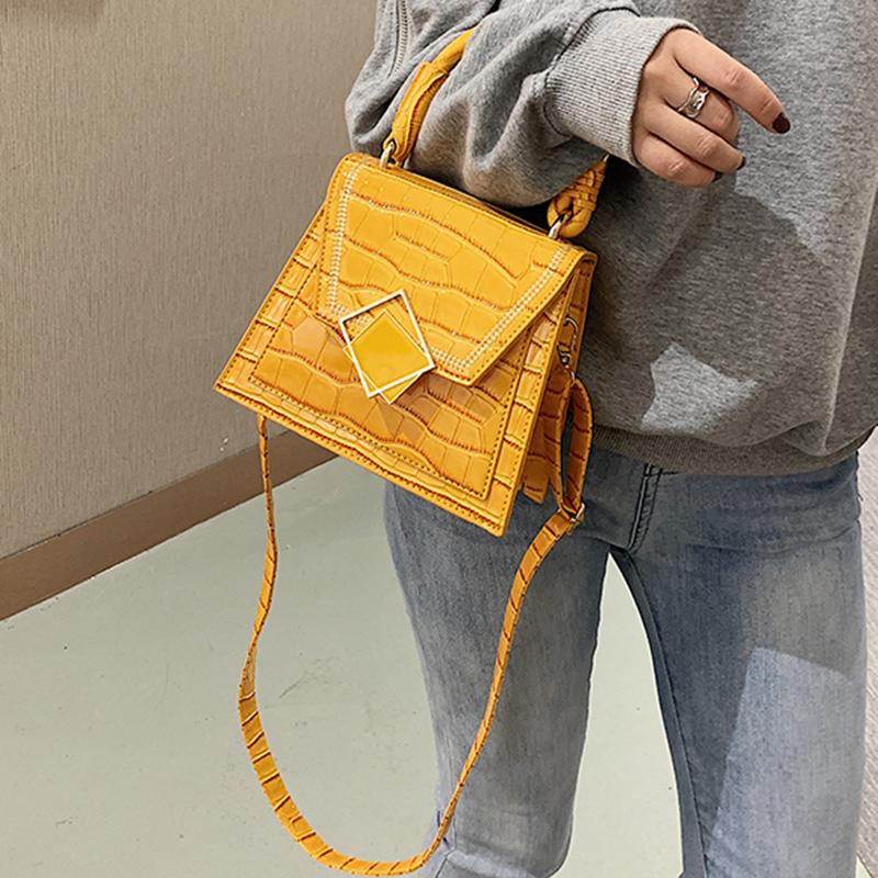2021 Fashion Thick Small Leather Flap Bags for Women 2021 Trend Women's Trending Designer Crossbody Shoulder Handbags, Beige
2021 Fashion Thick Small Leather Flap Bags for Women 2021 Trend Women's Trending Designer Crossbody Shoulder Handbags, Beige