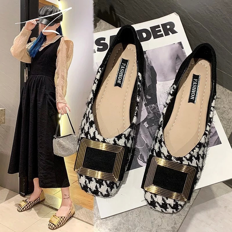 2021 New Women Flats Plaid Jacquard Fabric Slip on Flat Shoes Square Metal Boat Shoes Square Toe Ladies Shoe zapatos mujer 8914N #2O2b, Black
2021 New Women Flats Plaid Jacquard Fabric Slip on Flat Shoes Square Metal Boat Shoes Square Toe Ladies Shoe zapatos mujer 8914N #2O2b, Black