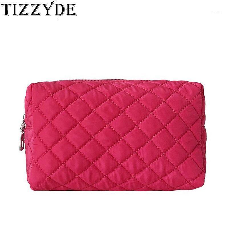 Nylon Travel Cosmetic Bag Portable Female Makeup Hand Large Capacity Simple Portable Cosmetics Storage Bag SB30141, Purple
Nylon Travel Cosmetic Bag Portable Female Makeup Hand Large Capacity Simple Portable Cosmetics Storage Bag SB30141, Purple