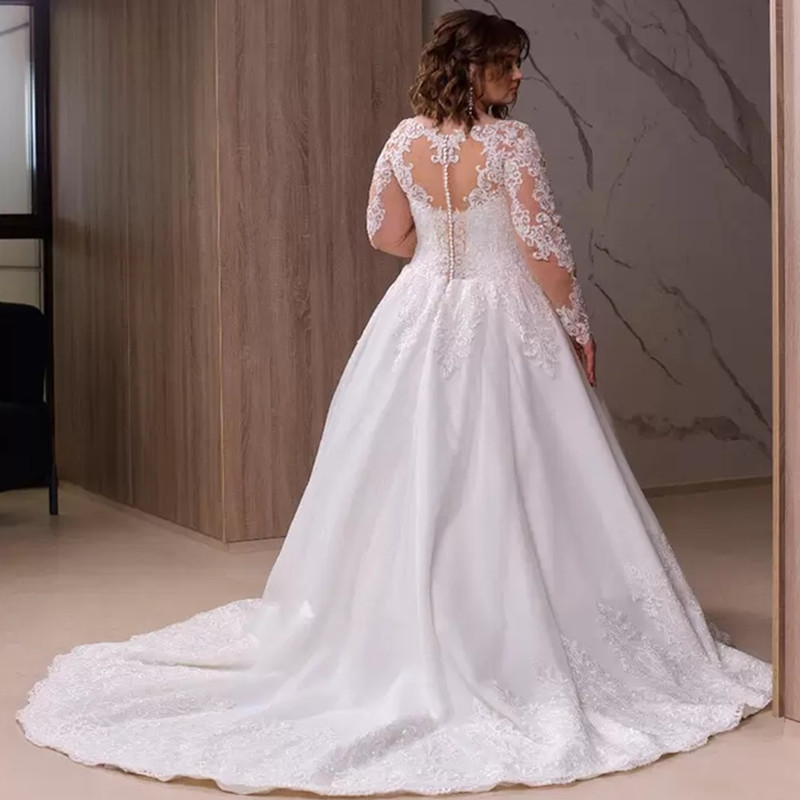2022 Plus Size Bohemian Wedding Gown V Neck Appliqued Long Sleeves Lace Bridal Dresses Ruffle Sweep Train Custom Made Abiti Da Sposa