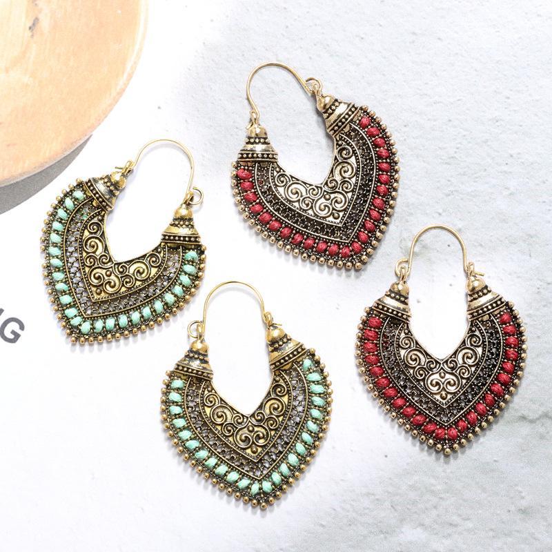 2020 European and American new jewelry Bohemian hollow heart love carved earrings to send girlfriend a special gift1
2020 European and American new jewelry Bohemian hollow heart love carved earrings to send girlfriend a special gift1