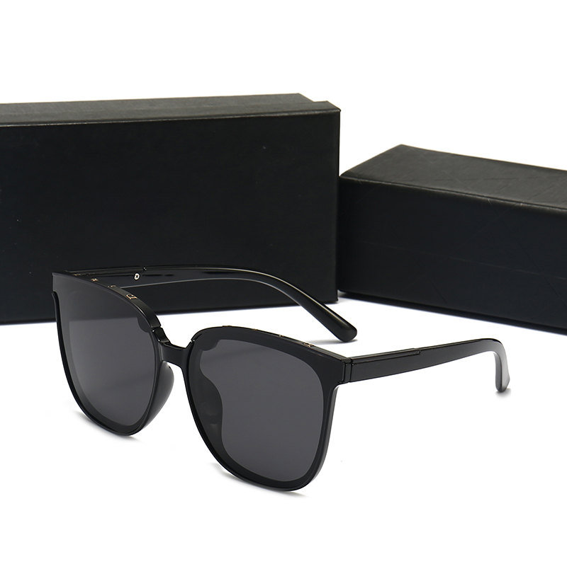 Wholesale Designer Sunglasses Original Eyeglasses Fashion Classic Lady Mirrors for Women and Men Glasses With Original Cases Boxs Mixed Color
Wholesale Designer Sunglasses Original Eyeglasses Fashion Classic Lady Mirrors for Women and Men Glasses With Original Cases Boxs Mixed Color