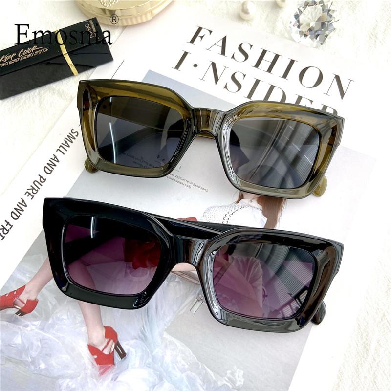 2021 Fashion Classic Square Sunglasses For Women Vintage Brand Designer Eyeware Men Champagne Frame Shades Gift for Girls UV400
2021 Fashion Classic Square Sunglasses For Women Vintage Brand Designer Eyeware Men Champagne Frame Shades Gift for Girls UV400