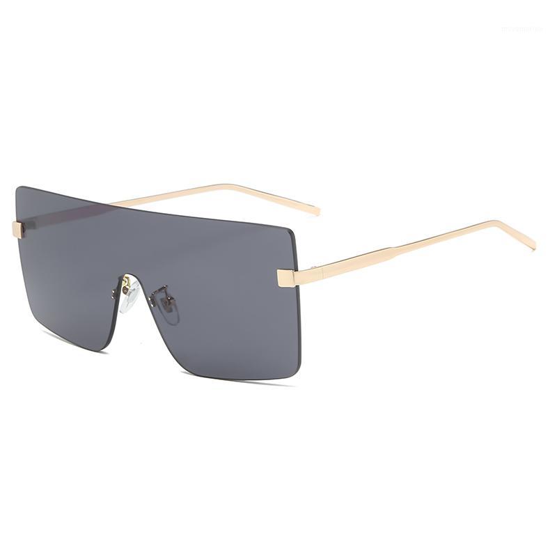 Big Square Sunglasses Women Retro Brand Rimless Sun Glasses Luxury One Piece Brand Punk Metal Flat Top Eyewear oculos UV4001
Big Square Sunglasses Women Retro Brand Rimless Sun Glasses Luxury One Piece Brand Punk Metal Flat Top Eyewear oculos UV4001