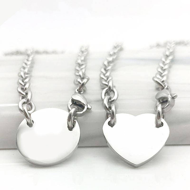 19mm heart bracelets women round stainless steel fashion chain on hand couple jewelry Gift for girlfriend Christmas Valentine Day female Acc, Black
19mm heart bracelets women round stainless steel fashion chain on hand couple jewelry Gift for girlfriend Christmas Valentine Day female Acc, Black