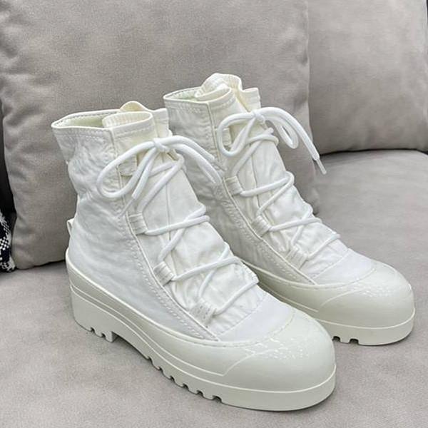 C Home Classic Fashion New Women's Boots Handsome Individual Motorcycle Boots British Trendy Style Thick Bottom Short Down, As pic
C Home Classic Fashion New Women's Boots Handsome Individual Motorcycle Boots British Trendy Style Thick Bottom Short Down, As pic