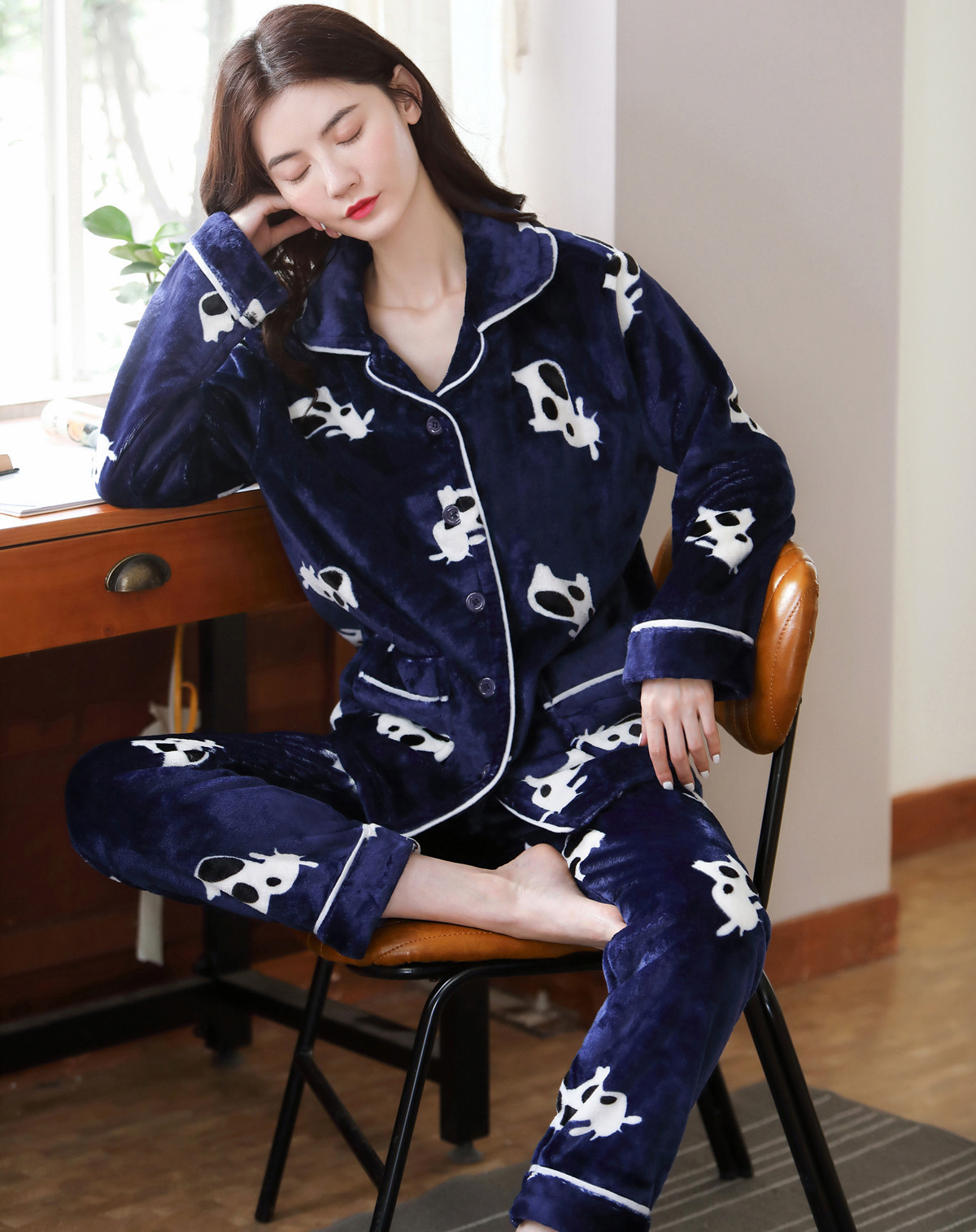 Autumn Winter Warm Flannel Women Pajamas Sets Thick Coral Velvet Long Sleeve Cartoon Sleepwear Flannel Pyjamas Set for Girl 201113