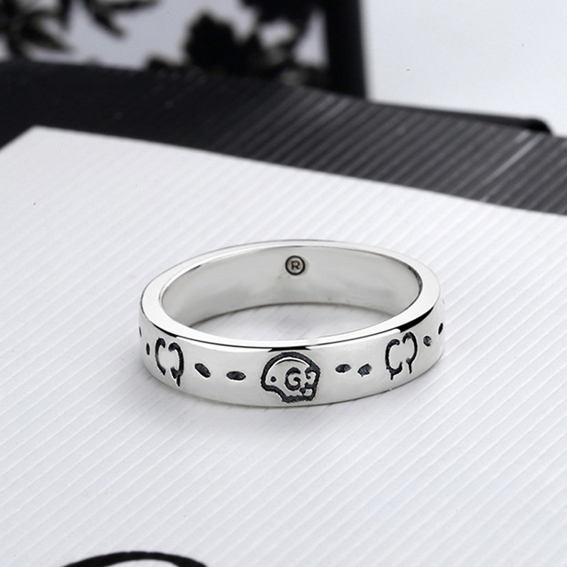 Women Men Skull Letter Ring Letter Finger Ring with Stamp Fashion Jewelry Accessories Size 6/7/8/9 High Quality
Women Men Skull Letter Ring Letter Finger Ring with Stamp Fashion Jewelry Accessories Size 6/7/8/9 High Quality