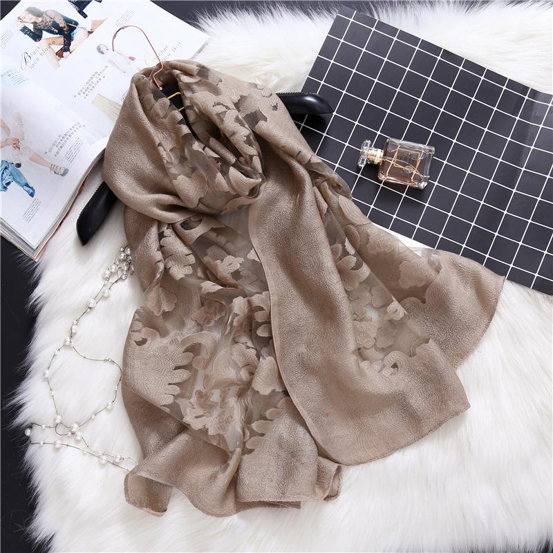 Laven women silk polyester printe flower scarf muslim hijab wrap floral scarves Muffler scarves/shawls 185*70cm 10pcs/lot1
Laven women silk polyester printe flower scarf muslim hijab wrap floral scarves Muffler scarves/shawls 185*70cm 10pcs/lot1