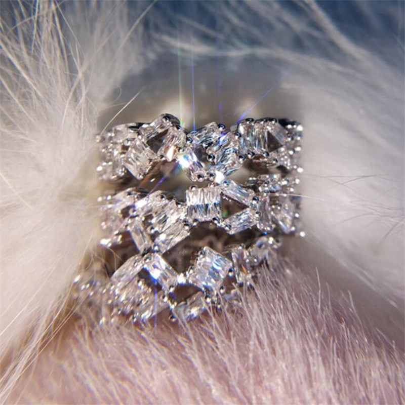 Ins Top Sell Sparkling Choucong Simple Fashion Jewelry 925 Sterling Silver T Princess Cut White Topaz CZ Diamond Gemstone Women Wedding Ring