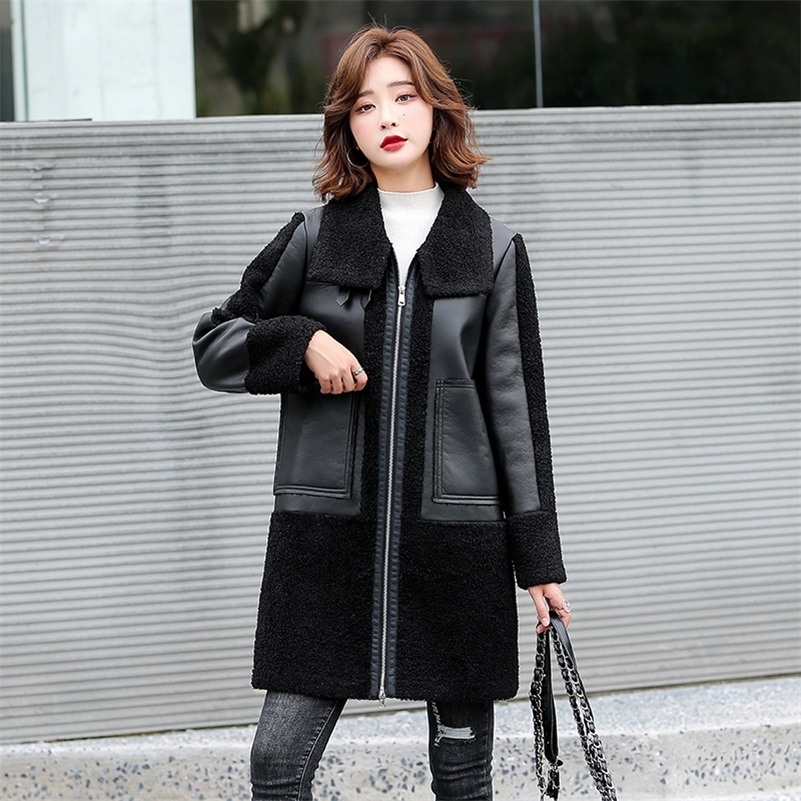 Winter Women Sheepskin Long Coats Thick Eco-leather Lambskin Wool Fur Big Pockets Jackets Splicing Black Motorcycle Outwear 201226