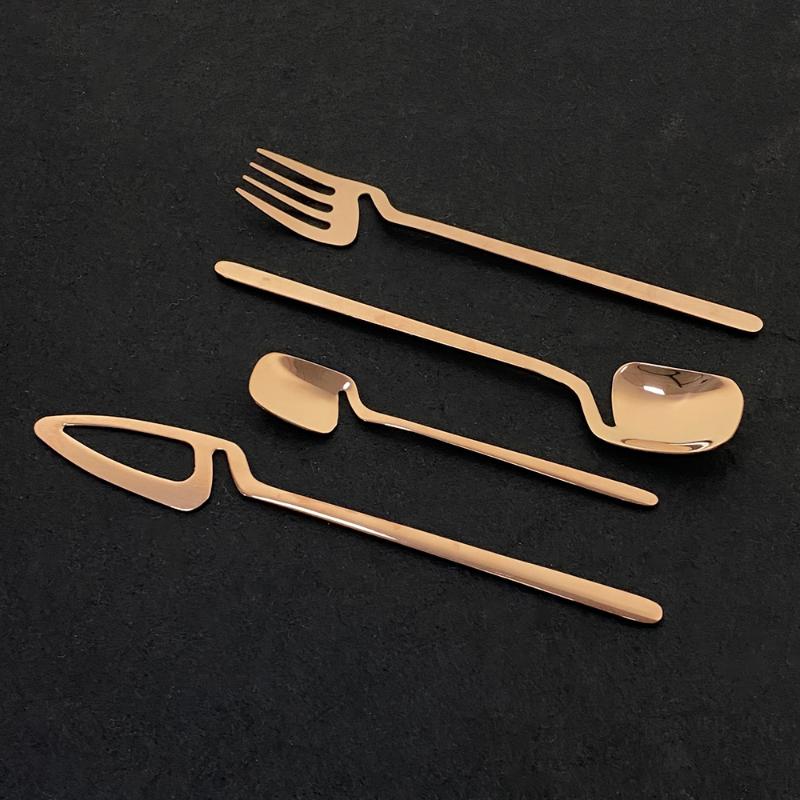 16Pcs Rose Gold Irregular Dinnerware Cutlery Set Kitchen Tableware Dinner Set 18/10 Stainless Steel Spoo Fork Knife
16Pcs Rose Gold Irregular Dinnerware Cutlery Set Kitchen Tableware Dinner Set 18/10 Stainless Steel Spoo Fork Knife