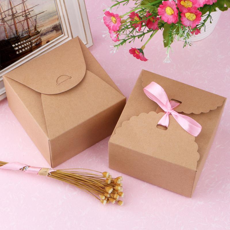 50pcs Kraft Paper Square Favor Candy Box Wedding Birthday Gift Packaging Box Chocolate Candy Jewelry Gift Party Supplies
50pcs Kraft Paper Square Favor Candy Box Wedding Birthday Gift Packaging Box Chocolate Candy Jewelry Gift Party Supplies