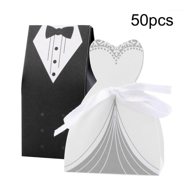 50Pcs/Lot Bride Groom Candy Boxes Wedding Favor And Gifts Paper For Marriage Boda Wedding Decoration Party Guest Gifts Souvenir1
50Pcs/Lot Bride Groom Candy Boxes Wedding Favor And Gifts Paper For Marriage Boda Wedding Decoration Party Guest Gifts Souvenir1