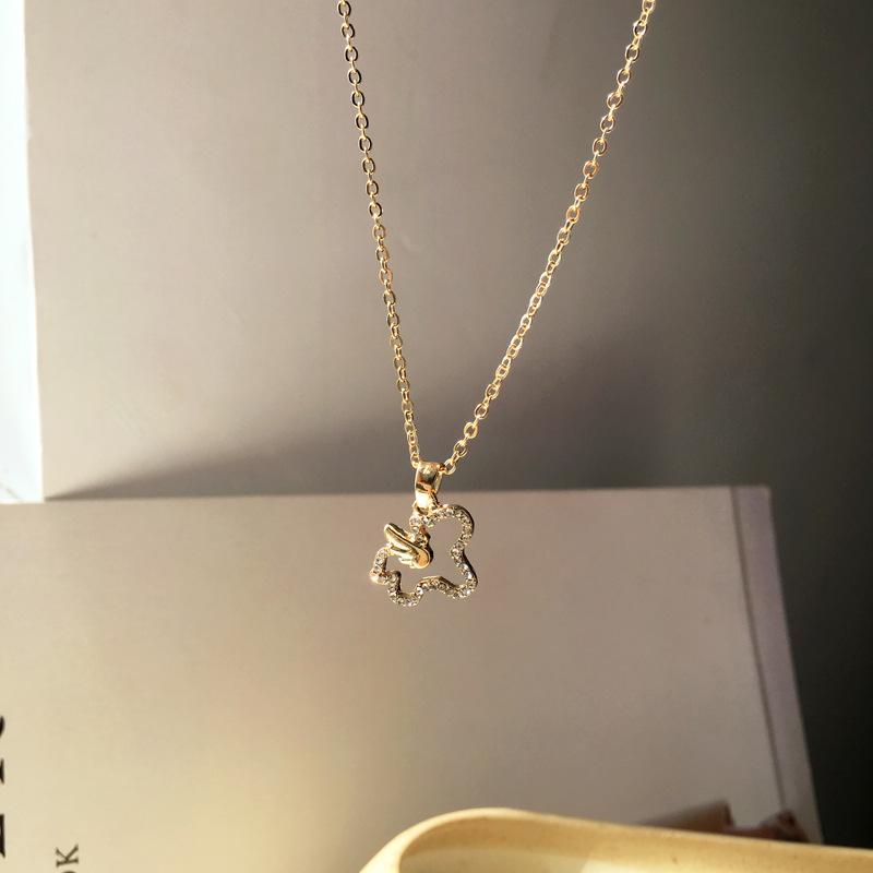 Retro Daily Wear Fashion Cute Animal Design Light Luxury Neck Clavicle Chain Banquet Necklace 
Retro Daily Wear Fashion Cute Animal Design Light Luxury Neck Clavicle Chain Banquet Necklace