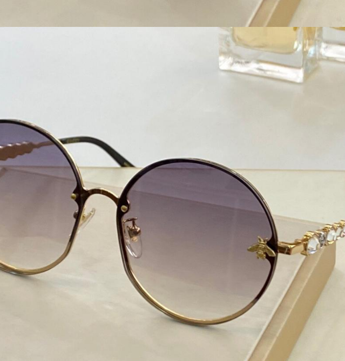 Hot Casual Style Designer Sunglasses Fashion Mens Women BrandGlasses Outdoor Vacation Couple SunGlasses Luxury Sunglass 20110401Q, White;black
Hot Casual Style Designer Sunglasses Fashion Mens Women BrandGlasses Outdoor Vacation Couple SunGlasses Luxury Sunglass 20110401Q, White;black
