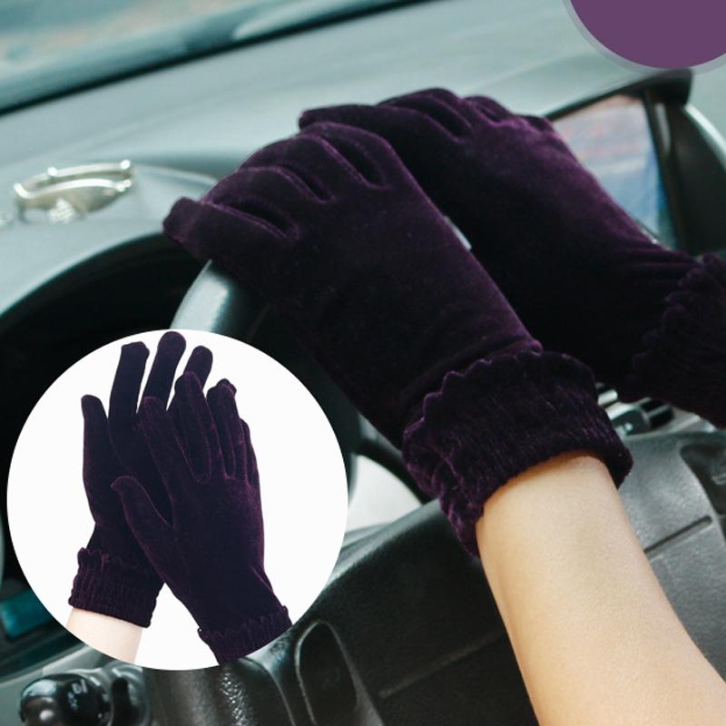 2020New Woman Fashion Warm Satin Lady Solid Velvet Female Windproof Winter Soft Thermal Comfortable Gloves Mitten
2020New Woman Fashion Warm Satin Lady Solid Velvet Female Windproof Winter Soft Thermal Comfortable Gloves Mitten