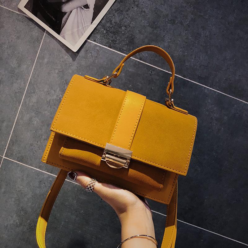 Fashion Female Tote Hand Bag 2021 New High Quality Pu Leather Women's Designer Handbag Lock Travel Shoulder Messenger Bag, Black
Fashion Female Tote Hand Bag 2021 New High Quality Pu Leather Women's Designer Handbag Lock Travel Shoulder Messenger Bag, Black