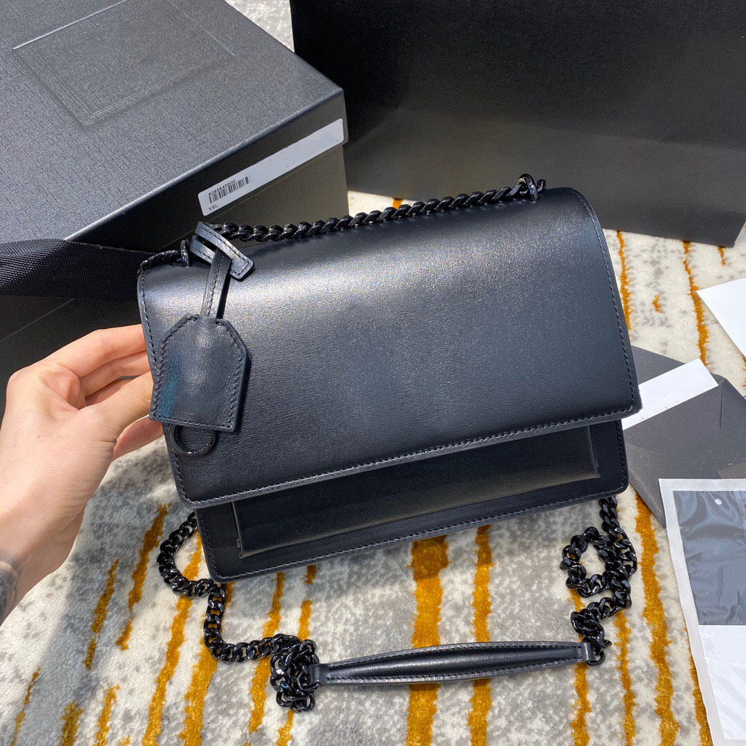 Luxury Fashion Big Flap Bags Handbags Women Famous Brands Designer240153030221rossbody Bags Women Shoulder Bags 2019 Chains Ladies Handbags
Luxury Fashion Big Flap Bags Handbags Women Famous Brands Designer240153030221rossbody Bags Women Shoulder Bags 2019 Chains Ladies Handbags