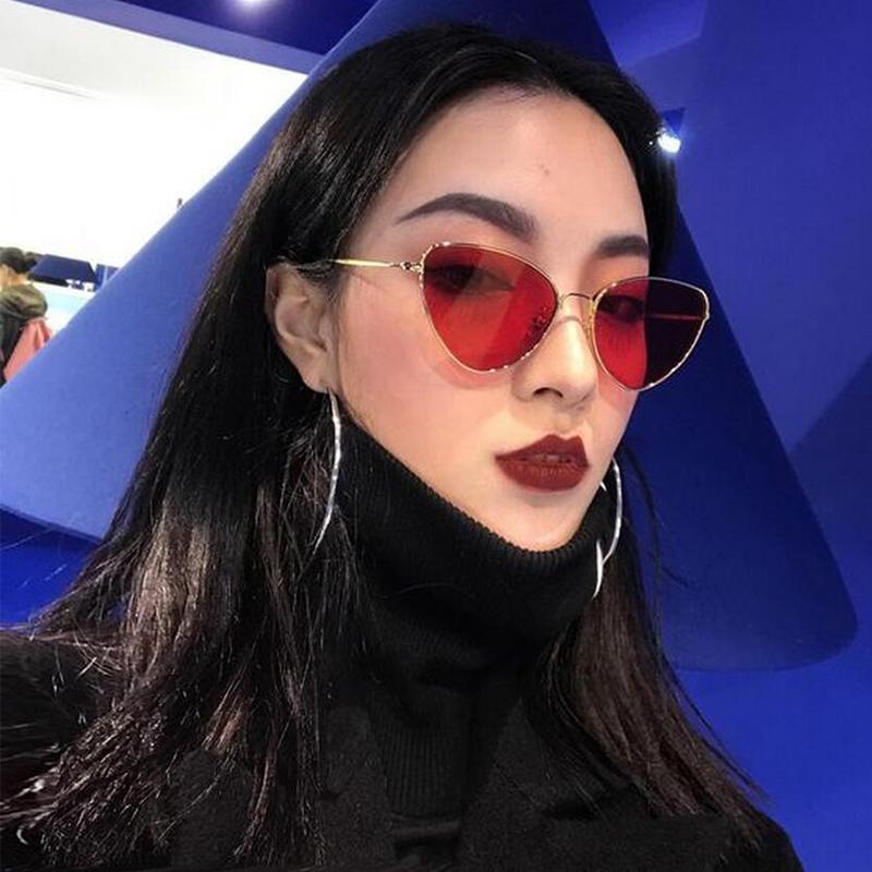 Trendymate Red Cat Eye Sunglasses Women Clear Lens Sun Glasses for Women CatEye Metal Pink Yellow occhiali da sole Uv400 1020T
Trendymate Red Cat Eye Sunglasses Women Clear Lens Sun Glasses for Women CatEye Metal Pink Yellow occhiali da sole Uv400 1020T