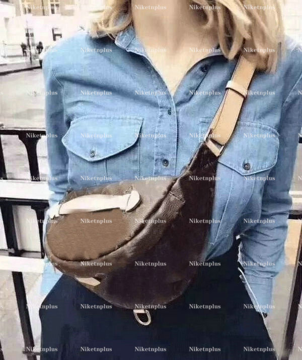 luxury Bumbag Belt Bag Classic Monograms Canvas Fashioned Cross-Body Shoulder Designer Bags M43644 Large Capacity Waist Bags size 31cm, #1
luxury Bumbag Belt Bag Classic Monograms Canvas Fashioned Cross-Body Shoulder Designer Bags M43644 Large Capacity Waist Bags size 31cm, #1