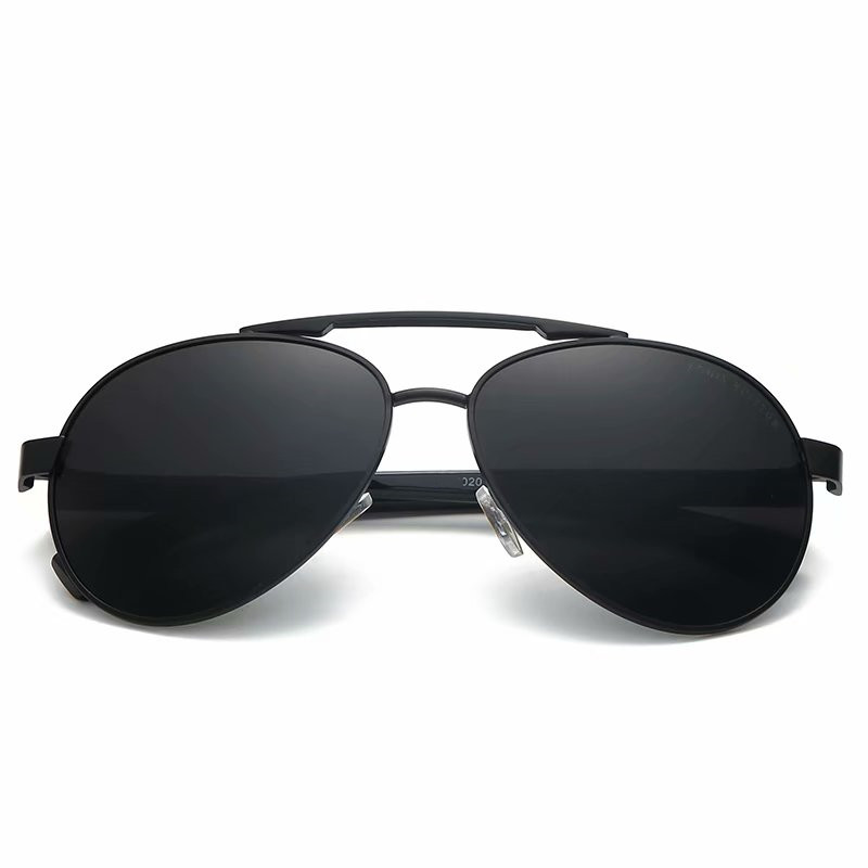 2020 fashion men and women sunglasses simple retro alloy frame sunglasses uv400, White;black
2020 fashion men and women sunglasses simple retro alloy frame sunglasses uv400, White;black