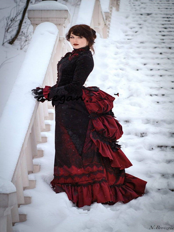 Vintage Black Bury Gothic Wedding Dress Long Sleeve Victorian walking costume Bustle skirt and Veet Jacket Bride Gowns