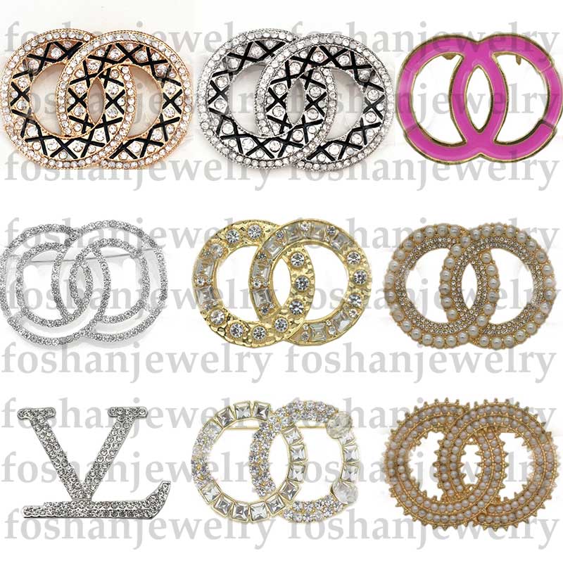 New arrival Designer Brooches Crystal Fashion Brooch Pins Alloy Brooch Clothing Suits Luxury Brooches Women Jewelry Hot Sale
New arrival Designer Brooches Crystal Fashion Brooch Pins Alloy Brooch Clothing Suits Luxury Brooches Women Jewelry Hot Sale