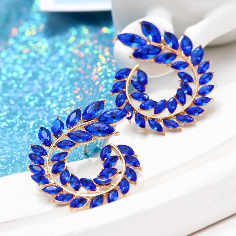 Dangle & Chandelier ZOSHI Crystal Stone Stud Earrings For Women Olive Branch Cubic Zircon Earings Ladies Charming Jewelry Party Boucle D'ore
Dangle & Chandelier ZOSHI Crystal Stone Stud Earrings For Women Olive Branch Cubic Zircon Earings Ladies Charming Jewelry Party Boucle D'ore
