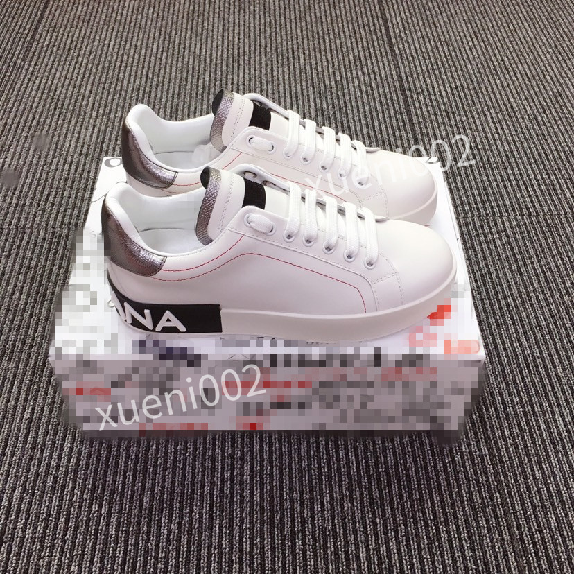 2022 Italian designer shoes Women mens shoe boots Luxury High top sneakers White black color Size 34-45 model hc190702, 02
2022 Italian designer shoes Women mens shoe boots Luxury High top sneakers White black color Size 34-45 model hc190702, 02