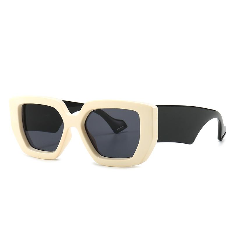 2021 New Fashion Women Square Sunglasses Metal Hinge Retro Ladies UV400 Lens Sun Glasses Gafas De Sol Mujer Oculos Feminino
2021 New Fashion Women Square Sunglasses Metal Hinge Retro Ladies UV400 Lens Sun Glasses Gafas De Sol Mujer Oculos Feminino