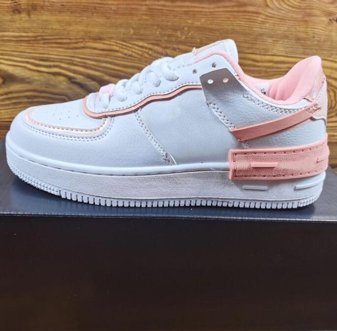 Hotsale men platform shadow Running shoes women Utility triple white Pistachio Frost Tropical Twist Pale Ivory mens outdoor trainer sneaker come with box
Hotsale men platform shadow Running shoes women Utility triple white Pistachio Frost Tropical Twist Pale Ivory mens outdoor trainer sneaker come with box