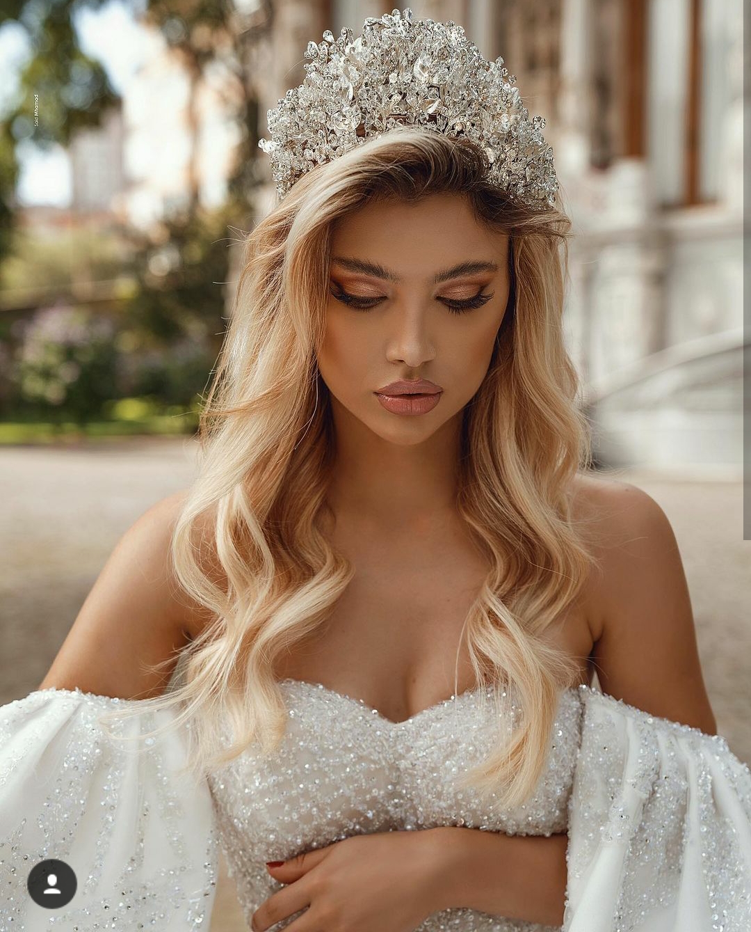 2020 Crystal A Line Wedding Dresses Plus Size Off Shoulder Lace Beading Vintage Bridal Gowns Custom Made Dubai Luxurious Wedding Dress