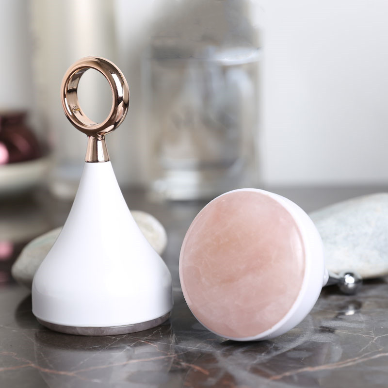 Design Facial Cooling Massage Ice Globes Face Cooler Facial Massager ICE Ball Beauty Jade Massage ice Hammer
Design Facial Cooling Massage Ice Globes Face Cooler Facial Massager ICE Ball Beauty Jade Massage ice Hammer