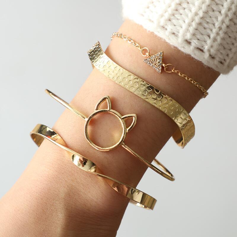4 Pcs/Set Metal Gold Bracelets Set for Women Wavy Geometric Cat Triangle Crystal Bangles Friendship Jewelry Gift
4 Pcs/Set Metal Gold Bracelets Set for Women Wavy Geometric Cat Triangle Crystal Bangles Friendship Jewelry Gift