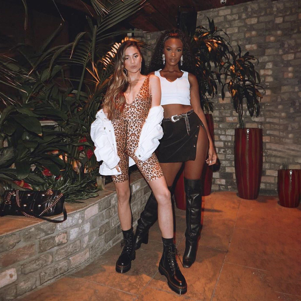 Cryptographic Sexy Deep V-Neck Sleeveless Leopard Rompers Womens Jumpsuit Short Summer Streetwear Playsuit Fashion Body Feminino T200116