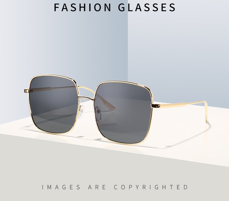2020 new metal sunglasses D home sunglasses men and women square retro sunglasses designer brand new classic pilot fashion, White;black
2020 new metal sunglasses D home sunglasses men and women square retro sunglasses designer brand new classic pilot fashion, White;black