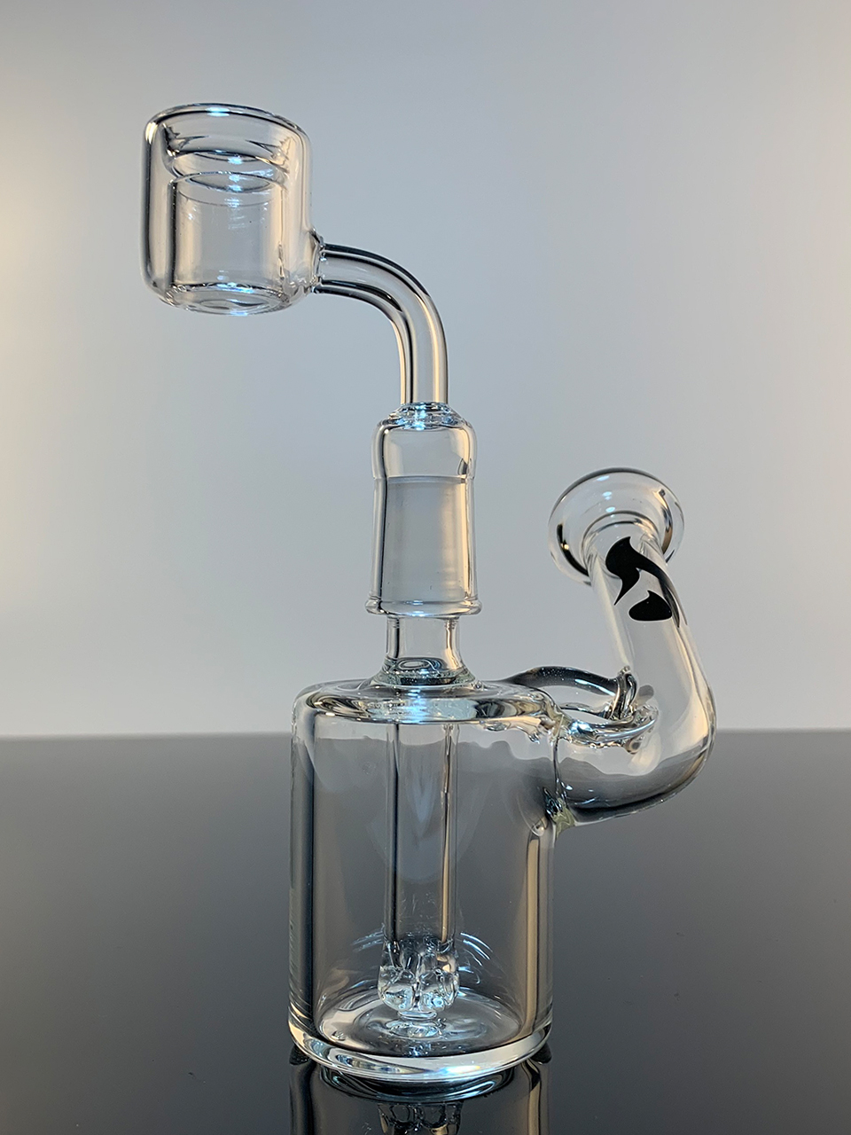 Mini HitMan Hookah/EMS fast safe delivery/good water filtering effect/ Light/practical/ Convenient to carry /superb smoking experience
Mini HitMan Hookah/EMS fast safe delivery/good water filtering effect/ Light/practical/ Convenient to carry /superb smoking experience