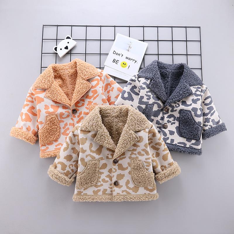 Fashion New Children Boys Hooded Jackets Coat New Autumn Winter Plaid Outerwear 3 Colors kids Boy Coats Age For 1-5Yrs, Beige
Fashion New Children Boys Hooded Jackets Coat New Autumn Winter Plaid Outerwear 3 Colors kids Boy Coats Age For 1-5Yrs, Beige