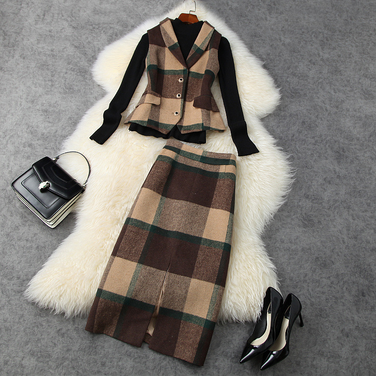 European and American women's wear 2020 winter new style Long-sleeved sweater Plaid waistcoat Slit skirt Fashion suits, Khaki
European and American women's wear 2020 winter new style Long-sleeved sweater Plaid waistcoat Slit skirt Fashion suits, Khaki