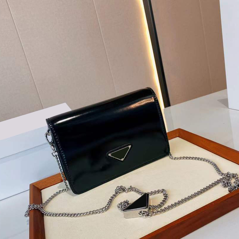 Designers Bags luxurys women chain Shoulder Bag top quality flap handbags Medieval armpit bag high grade cool Black Leather capacity enough perfect style good, White
Designers Bags luxurys women chain Shoulder Bag top quality flap handbags Medieval armpit bag high grade cool Black Leather capacity enough perfect style good, White