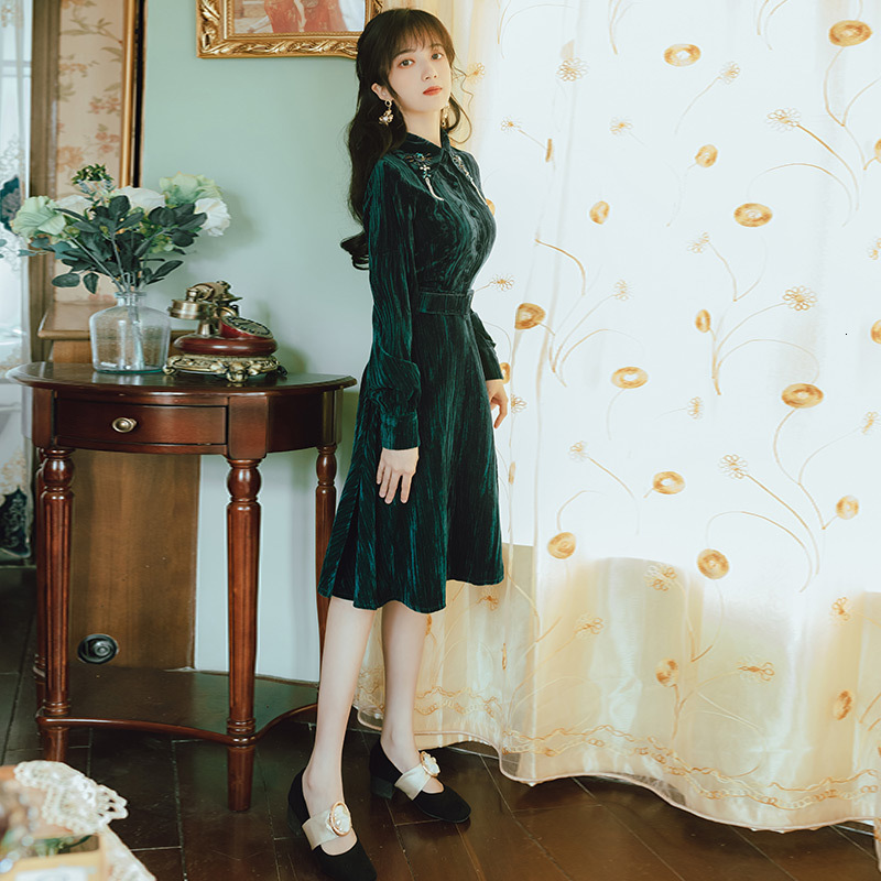 2021 Vintage Line Elegant Mid-calf' Complete Stitching Embroidered Velvet Women' Green Dress in Spring Lane Fab3, Blue
2021 Vintage Line Elegant Mid-calf' Complete Stitching Embroidered Velvet Women' Green Dress in Spring Lane Fab3, Blue