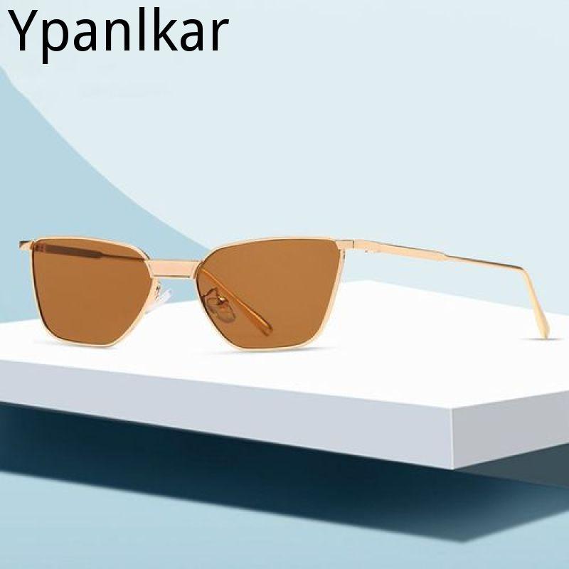 Fashion Cateye Sunglasses Women Vintage Eyewear For Women Mirror Retro Shopping Feminino UV400
Fashion Cateye Sunglasses Women Vintage Eyewear For Women Mirror Retro Shopping Feminino UV400