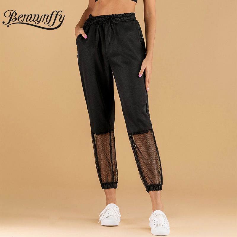 Benuynffy Black Side Button Cargo Pants Women Spring Summer Mesh Patchwork Ladies Casual Trousers Pocket Tie Waist Capris Pants 201031