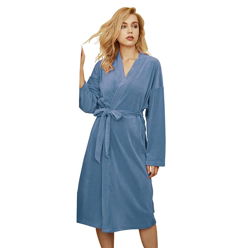 Ladies Autumn And Winter Models Of Solid Color Ladies Nightgown Casual HomeWear Robe Sexy Home Wear Bathrobe
Ladies Autumn And Winter Models Of Solid Color Ladies Nightgown Casual HomeWear Robe Sexy Home Wear Bathrobe