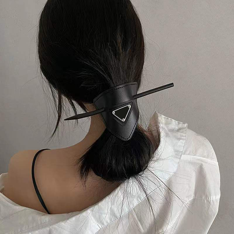 Hair Clip Hairpins for Women Fashion Hair Accessories Vintage Big Solid Hair Bow Ties Headband Fashion Simple Hairgrip
Hair Clip Hairpins for Women Fashion Hair Accessories Vintage Big Solid Hair Bow Ties Headband Fashion Simple Hairgrip