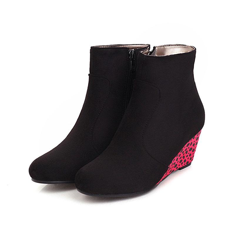 2020 New Leopard Print Wedge Ankle Boots Suede Side Zipper Women's Shoes Solid Color Fashion Winter Boots Szie 34-43 XWC10321, Red
2020 New Leopard Print Wedge Ankle Boots Suede Side Zipper Women's Shoes Solid Color Fashion Winter Boots Szie 34-43 XWC10321, Red